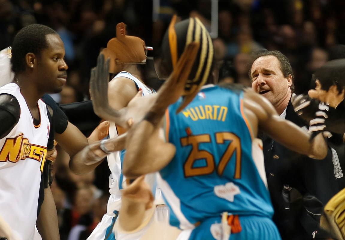 2009年NBA季后赛掘金对黄蜂：安东尼与保罗巅峰对决及战术解析(图3)